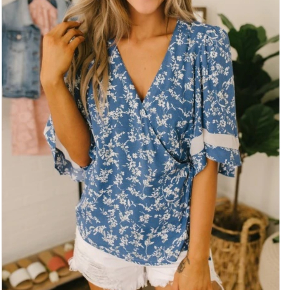 NWT🙌🏼 Magnolia Boutique Promesa Brand Kimono Top
